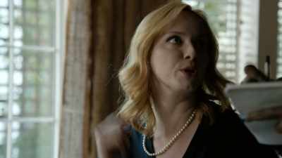 - Nachos, and, um, uh, the, uh,
poppers. - Good Girls