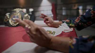 Naga Claw. - Superhot: The Spicy World of Pepper People