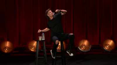 Nahodil si ho někdo z minulosti. - Theo Von: Regular People
