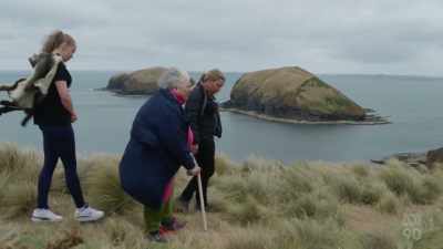 Nala tells me
that this spectacular place - Miriam Margolyes: Australia Unmasked