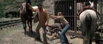 - Name?
- Matthews. - Bite the Bullet