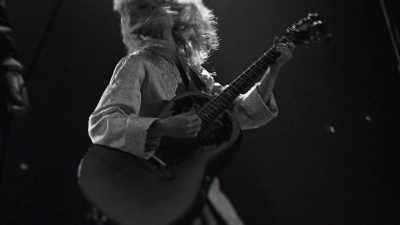 [Nancy Wilson] For me, - Women Who Rock