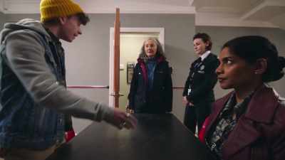 Nanny, it's terrible.
I mean, she's arrested me, - Hope Street