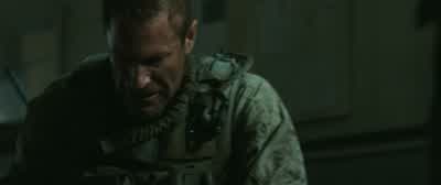 NANTZ: This is our last shot. - Battle Los Angeles