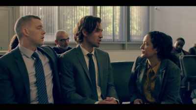 - Não devia ser discreto, é isso?
- Indiscreto. - Years and Years