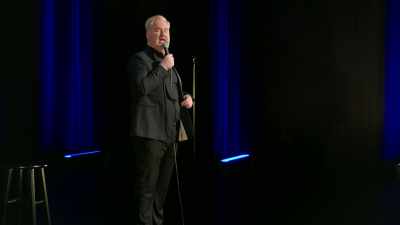 "Não te pago para comentares." - Jim Gaffigan: Dark Pale