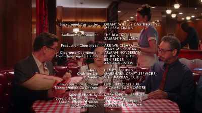Narcís Monturiol a inventat primul - Alex Borstein: Corsets & Clown Suits
