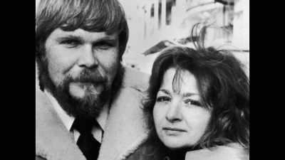 - NARRATOR: 30-year-old Kathy Lutz - Famously Haunted: Amityville