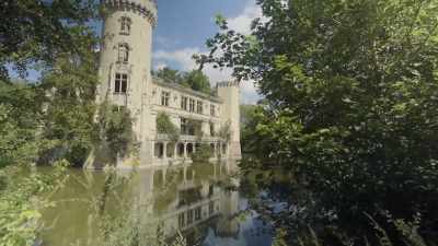 [narrator] A beautiful chateau
with an ugly past. - Mysteries of the Abandoned