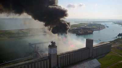 [narrator]
A catastrophic collision
on a terrifying scale. - Engineering Catastrophes