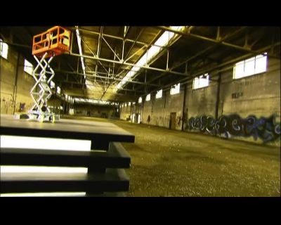 Narrator: A SCISSOR LIFT IS A
MOBILE WORK PLATFORM THAT RISES. - How It's Made
