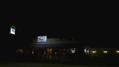 Narrator: ALISHA'S GO-TO BAR,
THE MUG, - Hometown Homicide