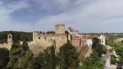 Narrator: AND IT WASN'T JUST
THE TOMBS - Lost Relics of the Knights Templar
