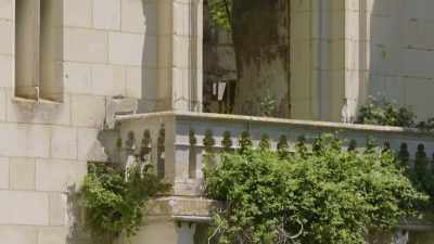 [narrator] And the chateau
was left to fester - Mysteries of the Abandoned