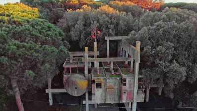 [narrator] And there was
no better location - Mysteries of the Abandoned
