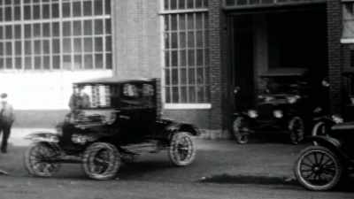 ‐ [Narrator] As the
assembly line ramps up, - The Machines That Built America