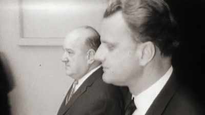 [narrator]
Billy Graham was at a crossroads, - Billy Graham: An Extraordinary Journey