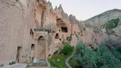 [narrator] But, Cappadocia
wasn't abandoned. - Mysteries of the Abandoned