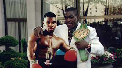 - [Narrator] But if he
could see off Mike Tyson, - Bruno v Tyson