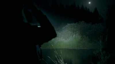 [narrator]  But when light wa
 shone on the area... - Expedition Bigfoot