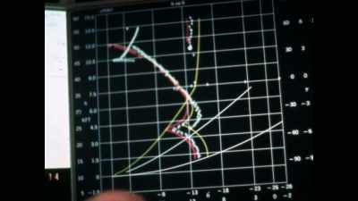 Narrator: But that means
piloting eagle manually. - Apollo: The Forgotten Films