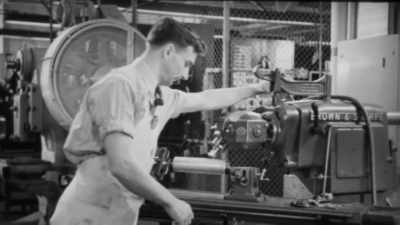 ‐ [Narrator] By 1927, American
industry is booming - The Machines That Built America