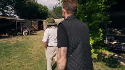 Narrator:
CARL AND HAMILTON
WILL PRESENT DAN - Lost Relics of the Knights Templar