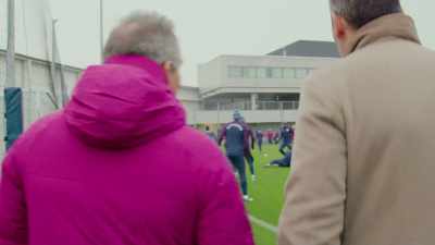 [narrator] City inquired about
Southampton central defender - All or Nothing: Manchester City
