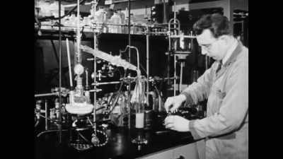 - [Narrator] Complex compounds
for making life simpler. - Explant
