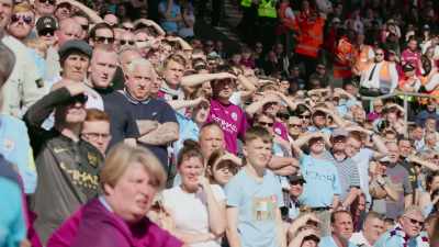 [narrator] Deep into injury time,
there is still no score. - All or Nothing: Manchester City