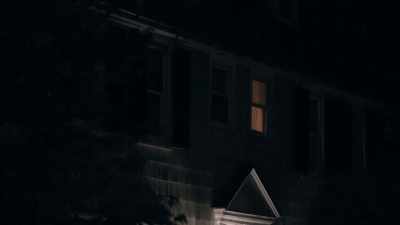 - NARRATOR: Despite all the publicity, - Famously Haunted: Amityville
