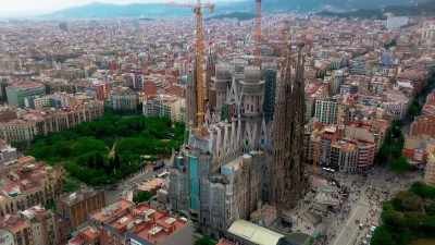 NARRATOR: Despite its incredible
unconventional design, - Europe From Above