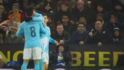 [narrator] Despite the hectic schedule,
the City steamroller doesn't stop. - All or Nothing: Manchester City
