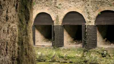 NARRATOR: Earthquakes often
occur before volcanic eruptions. - Lost Treasures of Rome