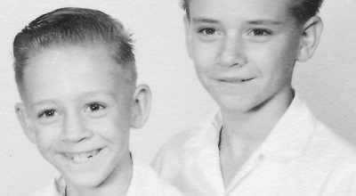 [narrator] For two boys who came from
nowhere, they both wound up somewhere, - Jimmie & Stevie Ray Vaughan: Brothers in Blues
