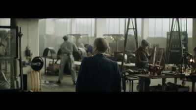 ‐ [Narrator] Ford isn't just
reinventing his factories, - The Titans That Built America