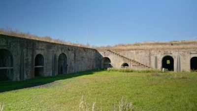 [narrator] From 1837,
these thick walls
were repurposed - Mysteries of the Abandoned
