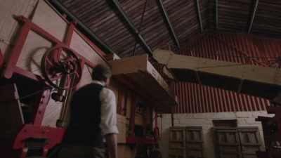 ‐ [Narrator] Frustrated
after weeks of effort, - The Machines That Built America