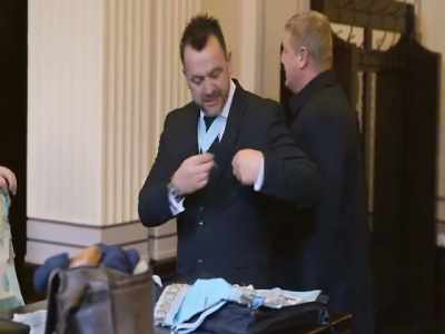 [narrator] Gary Southam has only been
a Freemason for five years, - Inside the Freemasons