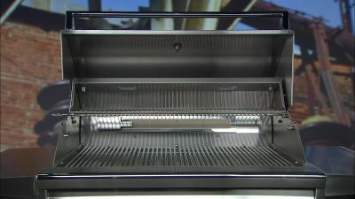 Narrator:
GAS BARBECUES - How It's Made