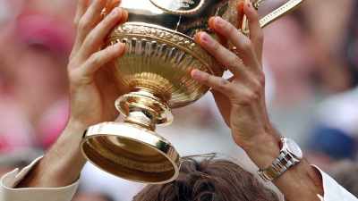 - [Narrator] He won
his fourth consecutive - Roger Federer: A Champions Journey