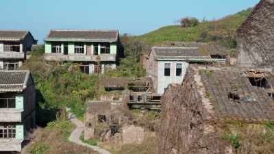[narrator] Houtouwan,
as an affluent community - Mysteries of the Abandoned