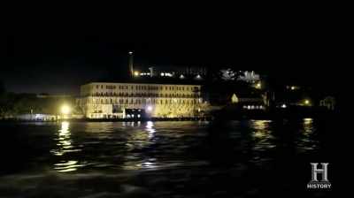 - NARRATOR: If Checci's account
 is accurate, - Alcatraz Escape: The Lost Evidence