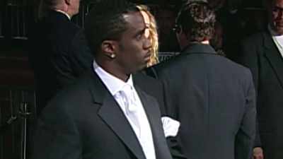 [Narrator] In 1993, - Diddy: Summit to Plummet
