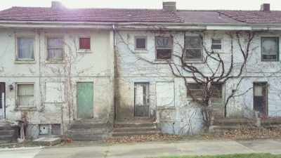 [narrator] In Ohio, - Mysteries of the Abandoned