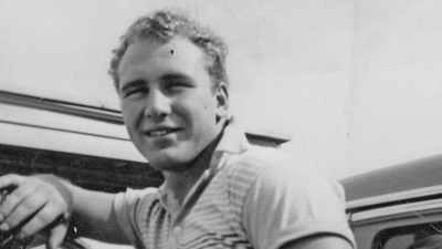 Narrator: Including
aspiring writer ken kesey, - Searching for Secrets