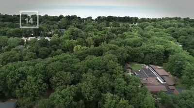 Narrator: INVESTIGATORS HAVE
FINALLY FOUND A LINK - The Lake Erie Murders