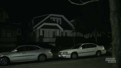 - Narrator: It's 1:00
on a cold November morning - Black Widow Murders