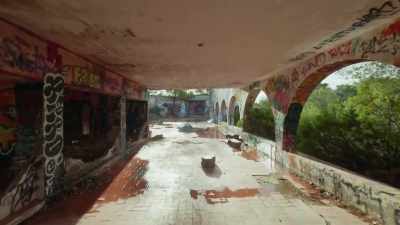 [narrator] Its doors
opened in 1972. - Mysteries of the Abandoned