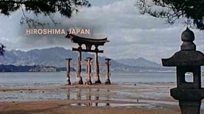 NARRATOR: It's six weeks
since the bombs were dropped. - Hiroshima and Nagasaki: 75 Years Later